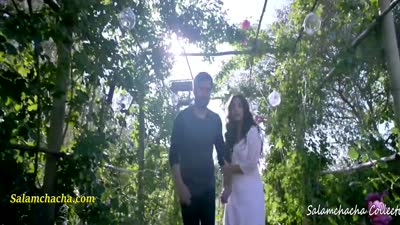 Hamari Adhuri Kahani (Item Song)