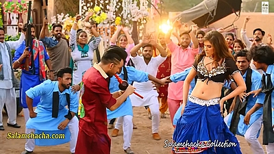 NAAGIN JAISI KAMAR HILA (Item Song)